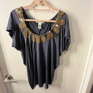 Vintage Diane Von Furstenberg Silk and Beaded Top. Size Medium